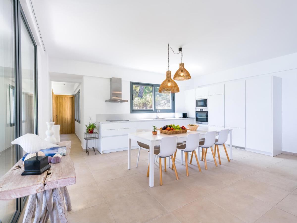 Dilean Luxury Villa Vourvourou